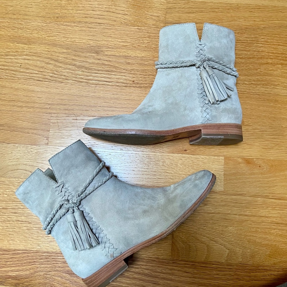 Special Edition FRYE Women's Tina Whipstitch Tassel Boot 7